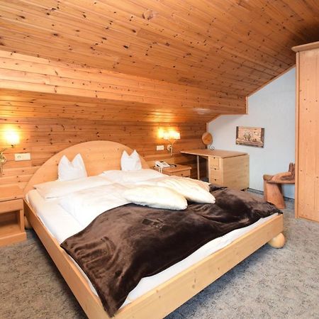 Hotel Chalet Olympia Monguelfo-Tesido / Welsberg-Taisten Bagian luar foto