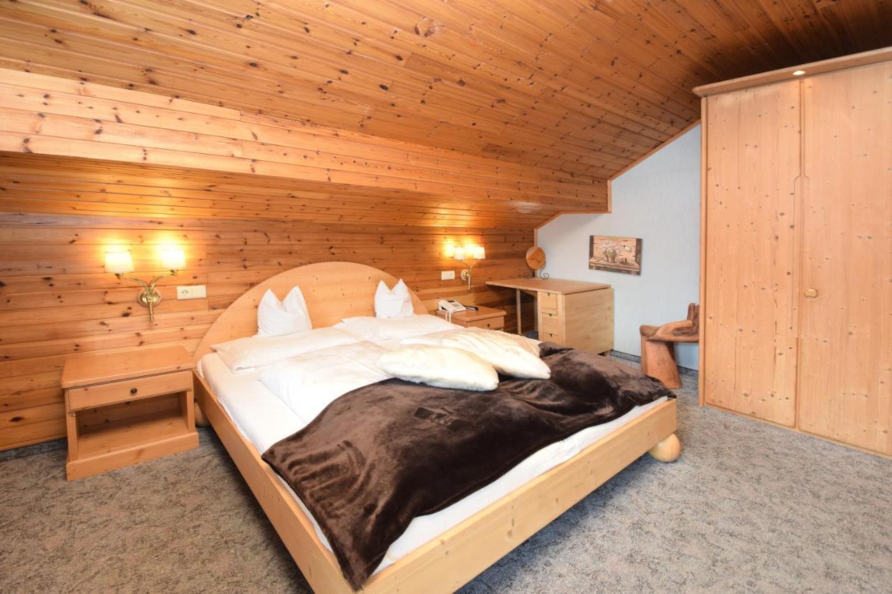 Hotel Chalet Olympia Monguelfo-Tesido / Welsberg-Taisten Bagian luar foto